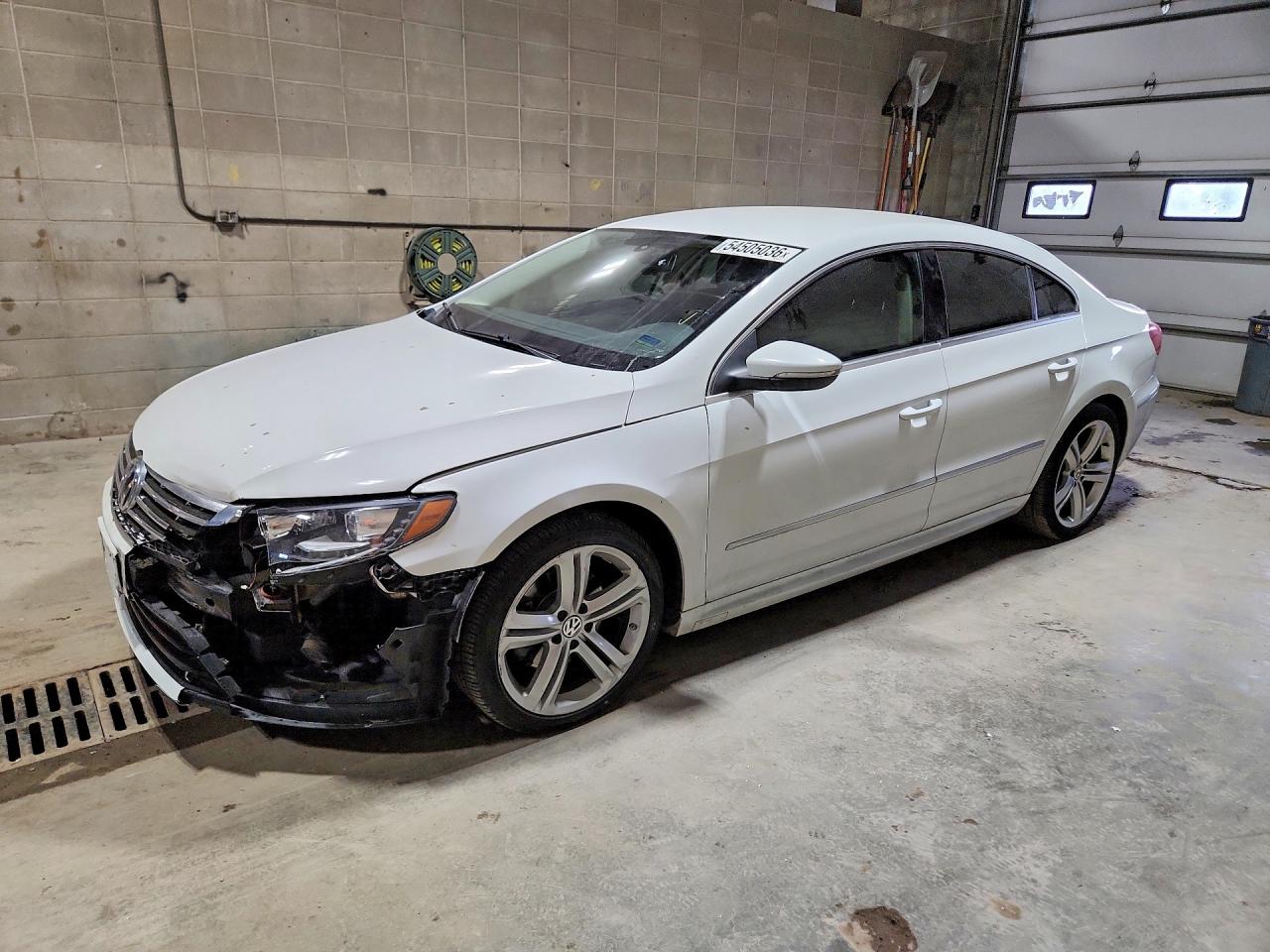Salvage Volkswagen CC Image