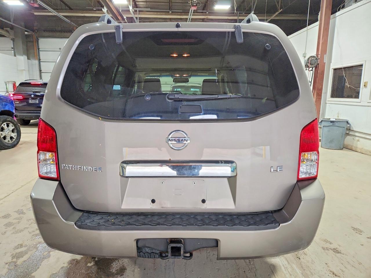 Nissan Pathfinder S