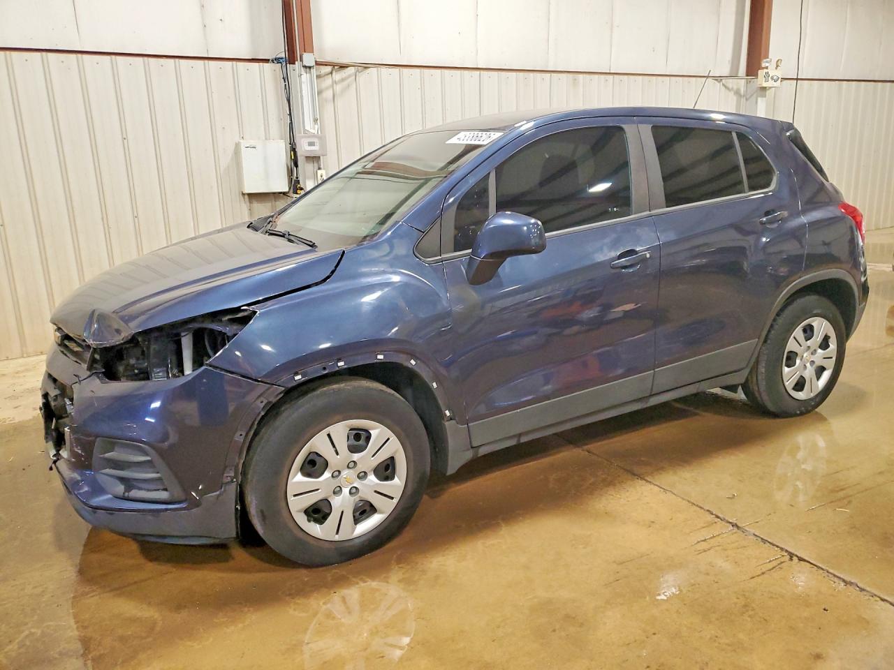 Salvage Chevrolet Trax Image