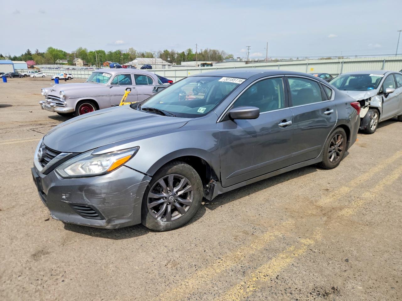 Salvage Nissan Altima Image