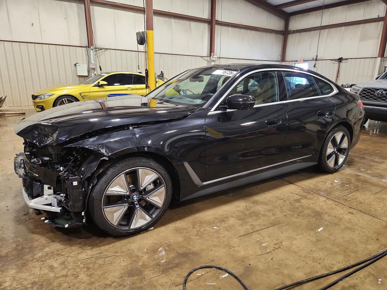 Salvage BMW i4 Image