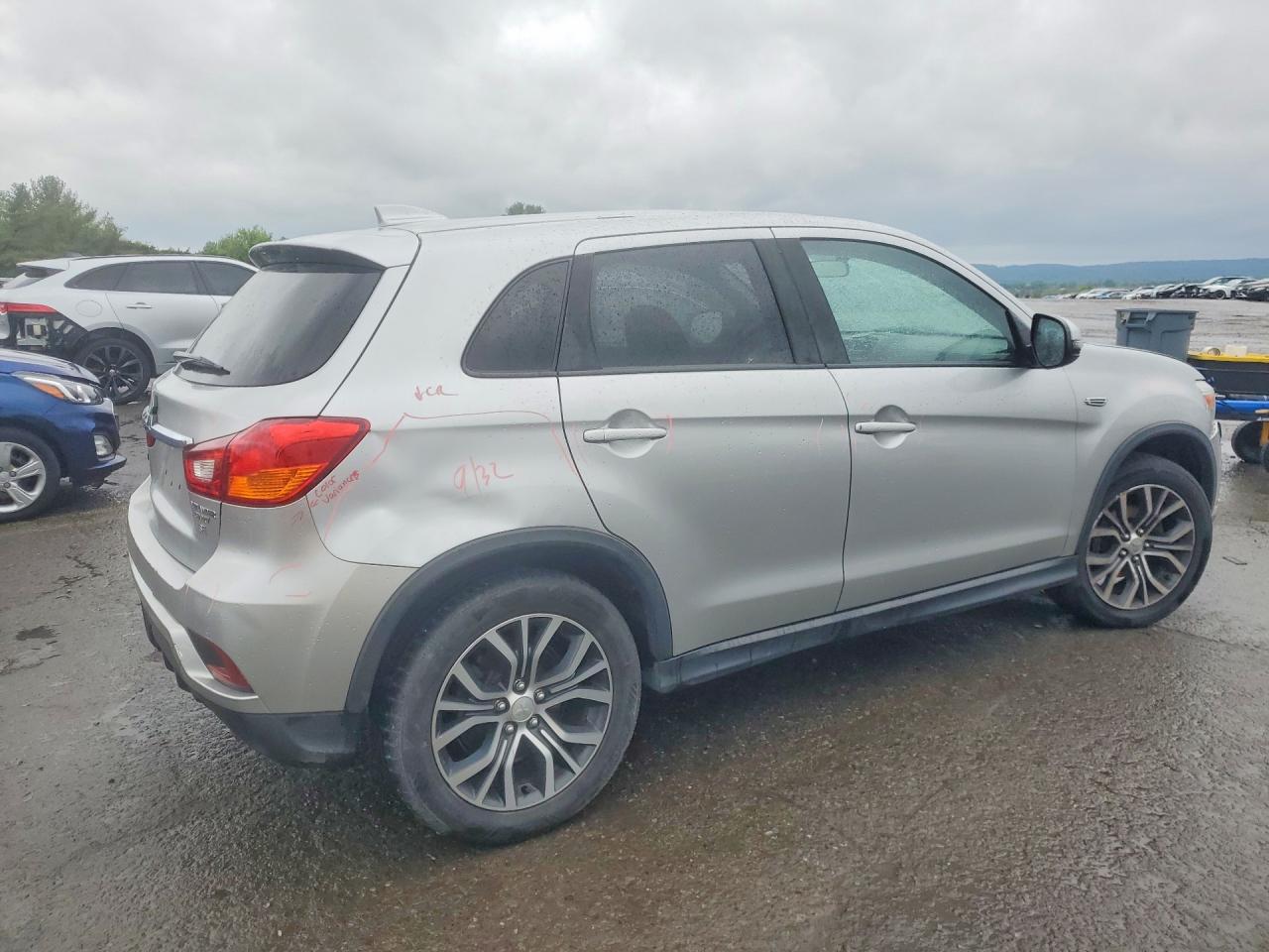 Mitsubishi Outlander Se
