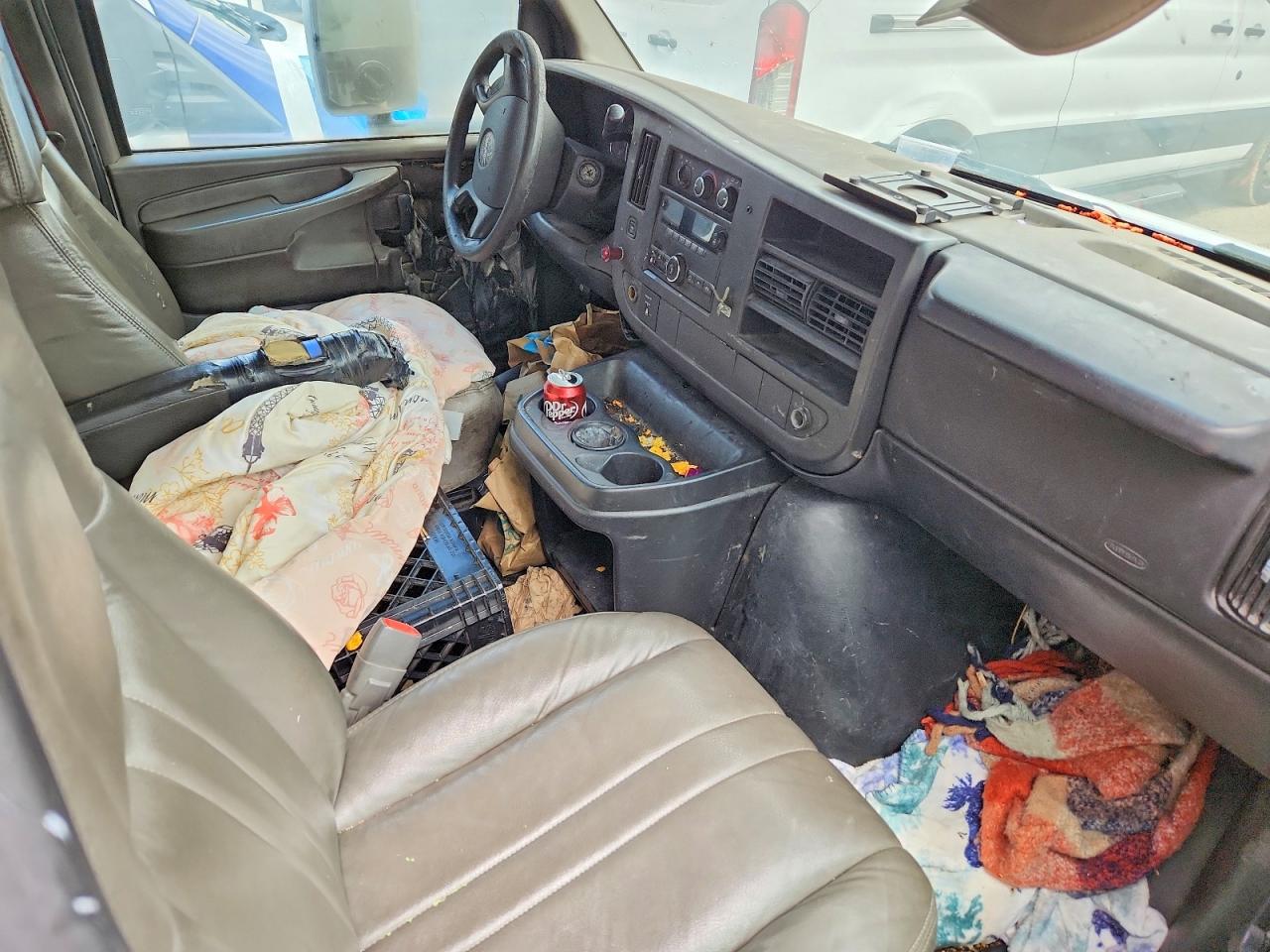 GMC Savana Cutaway G3500