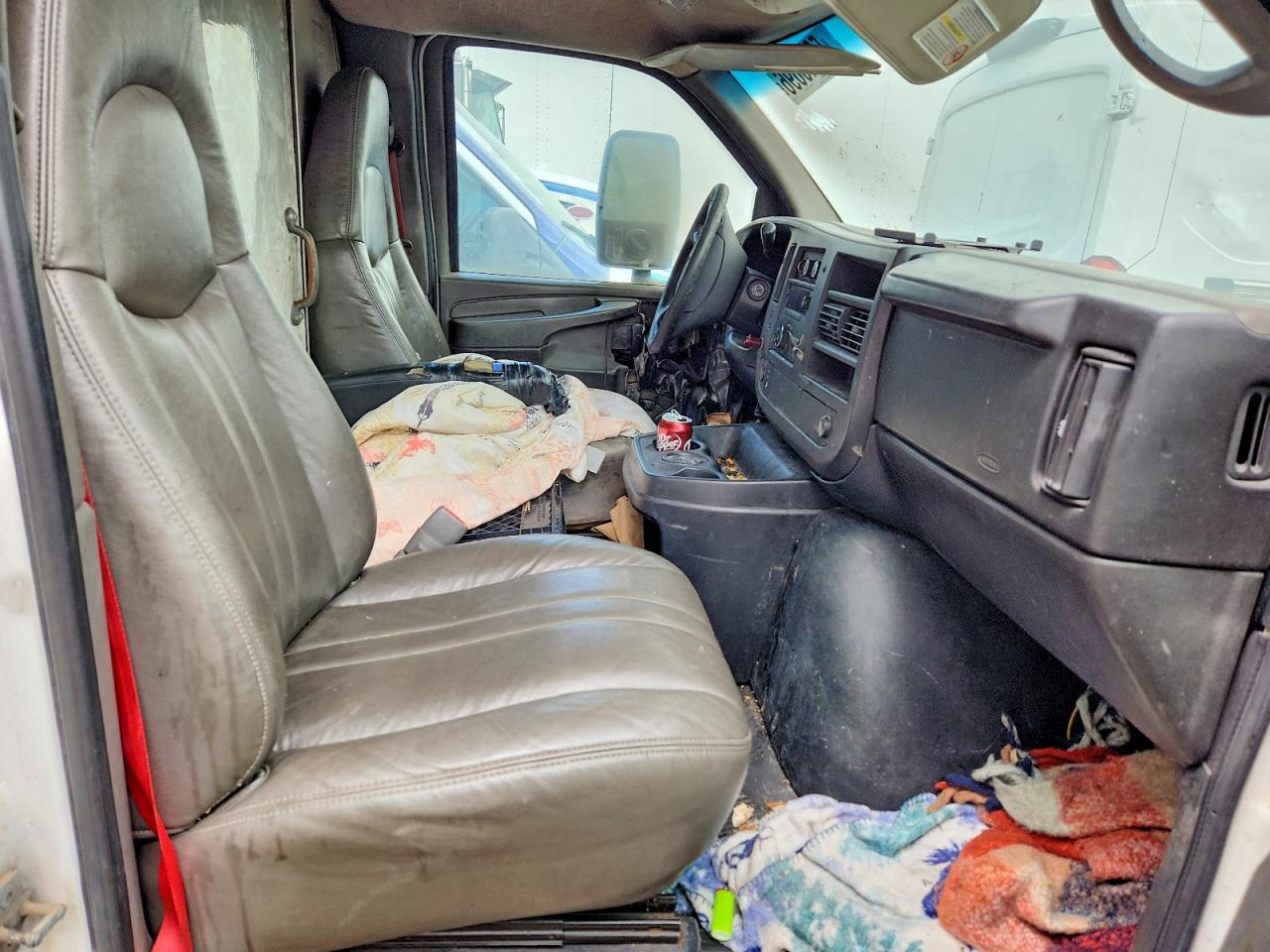GMC Savana Cutaway G3500