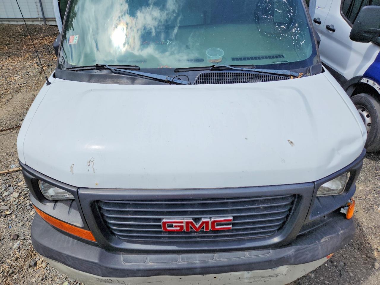 GMC Savana Cutaway G3500
