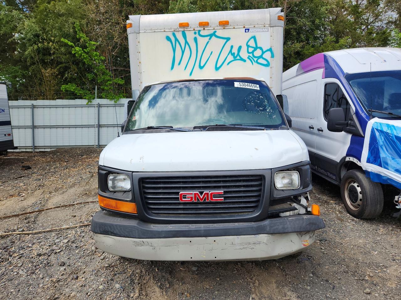 GMC Savana Cutaway G3500