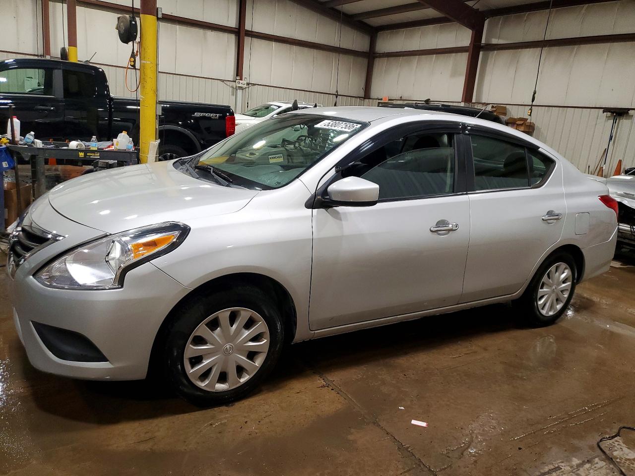 Salvage Nissan Versa Image