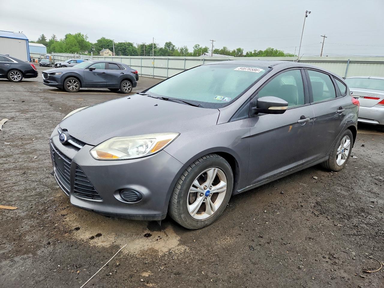 Salvage Ford Focus Image