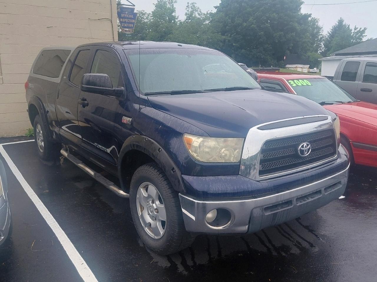 Salvage Toyota Tundra Image