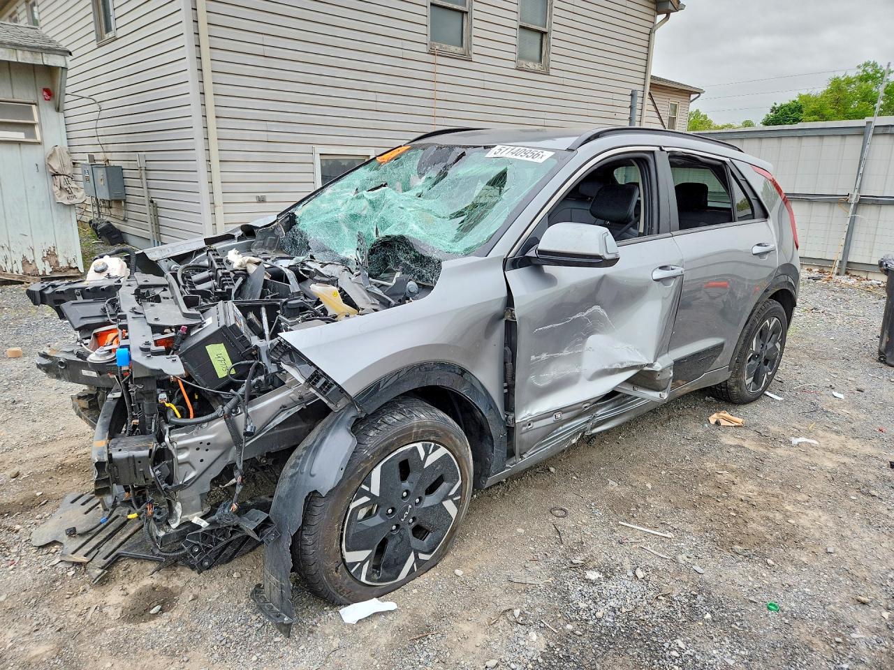 Salvage Kia Niro Image