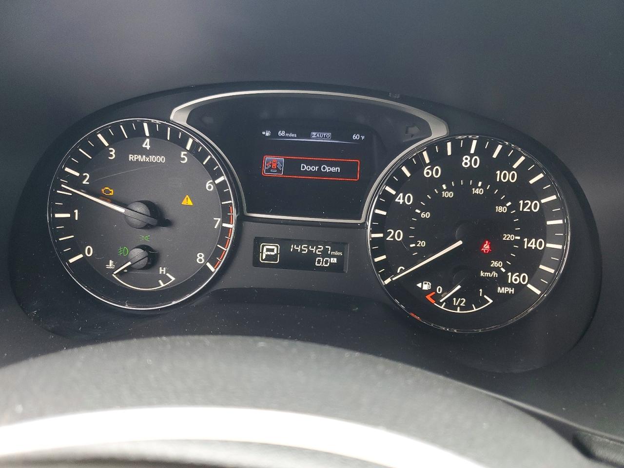 Nissan Pathfinder S