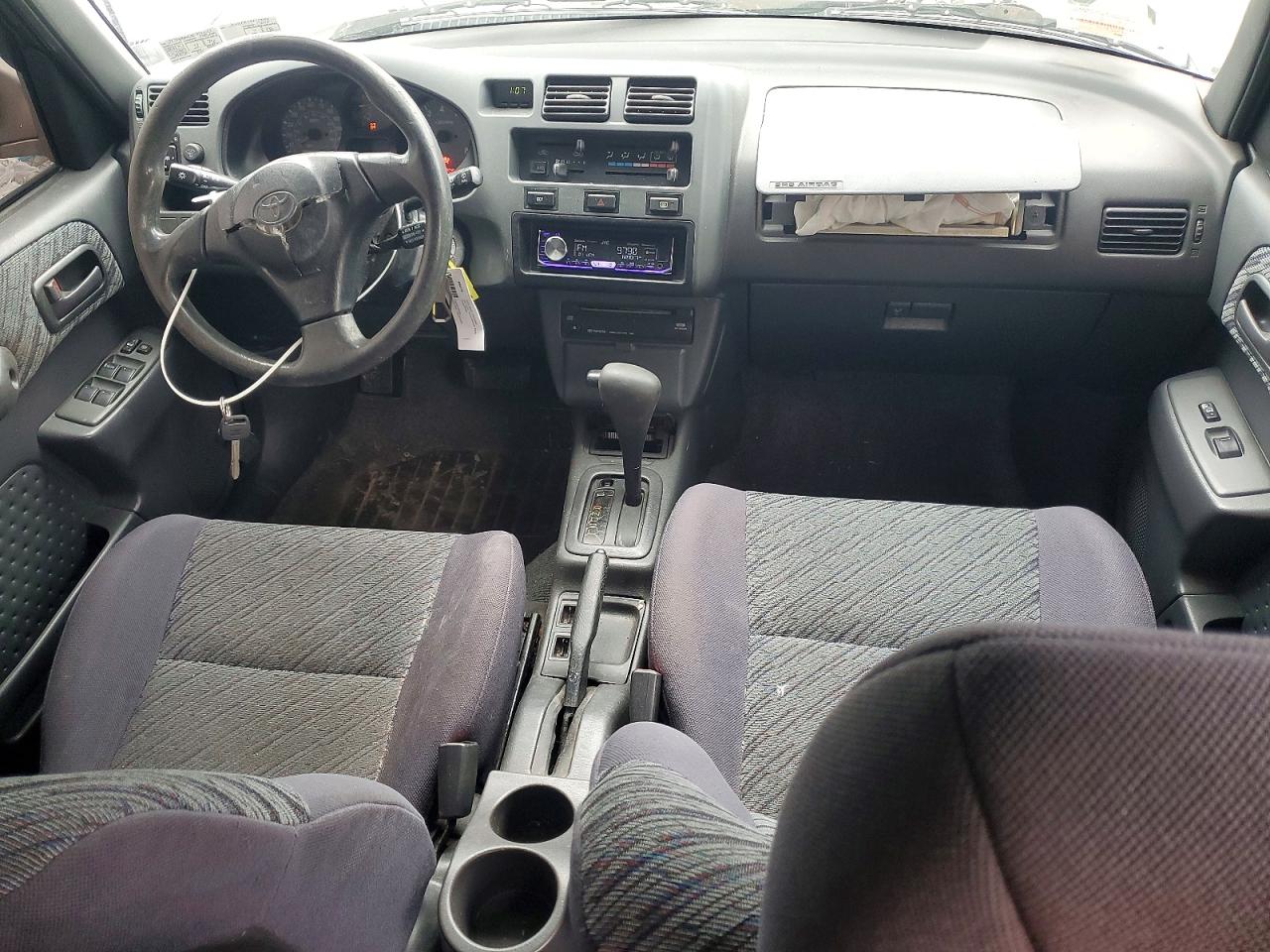 Toyota RAV4 Base