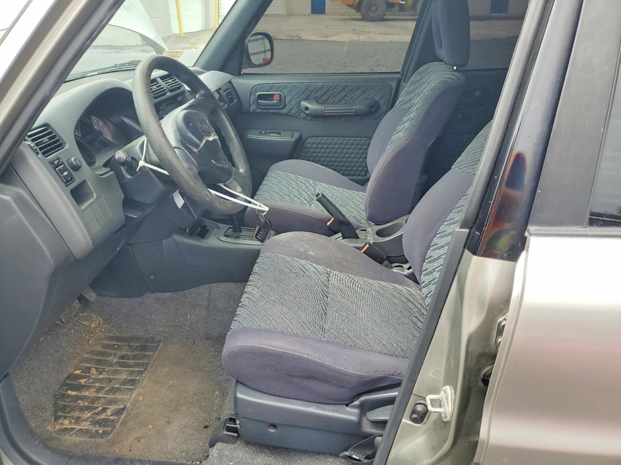 Toyota RAV4 Base