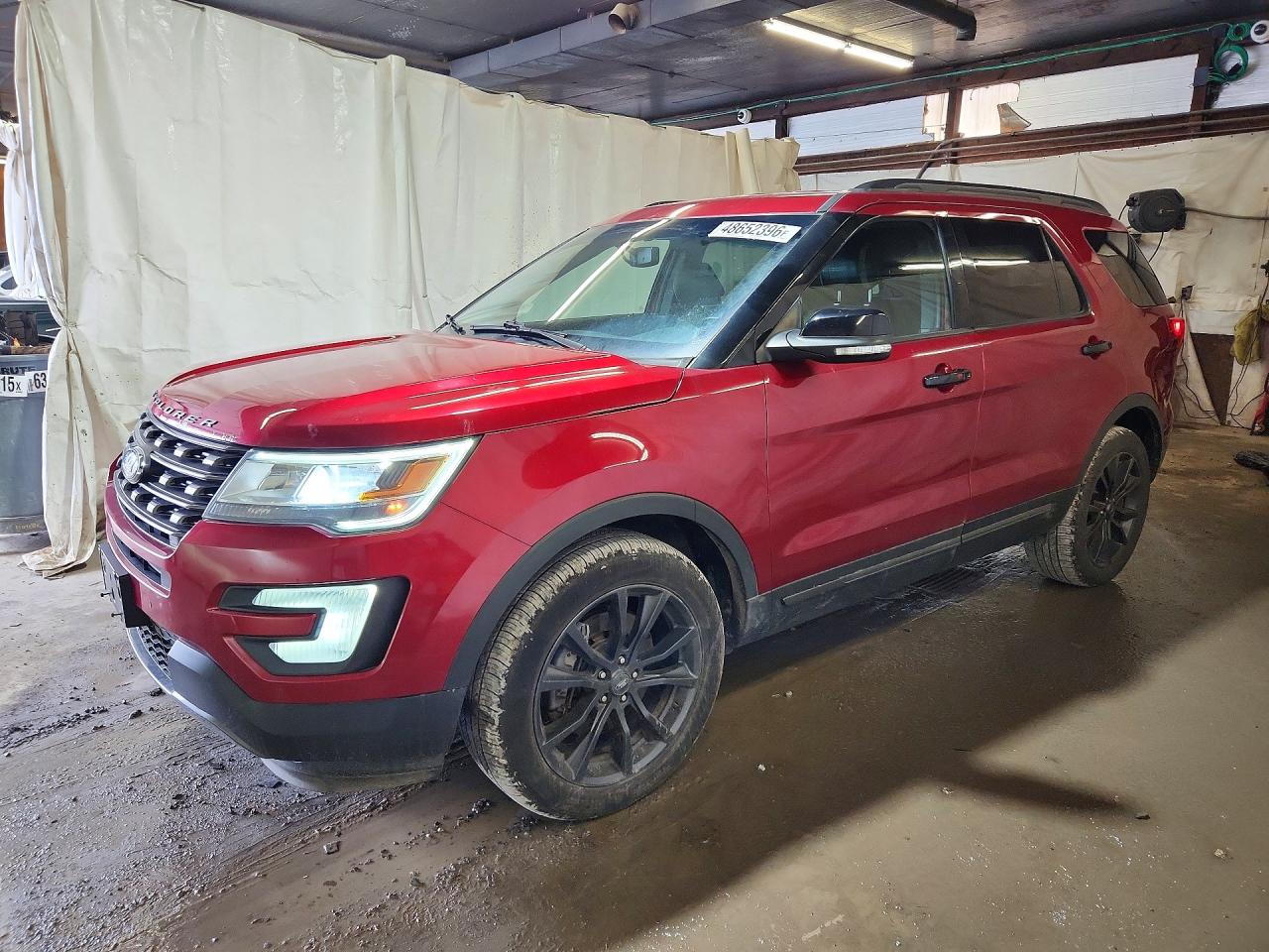 Salvage Ford Explorer Image