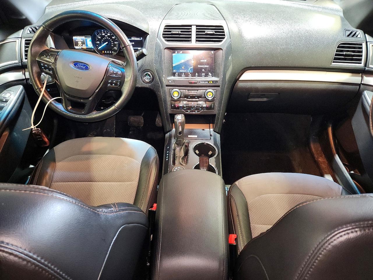 Ford Explorer Xlt