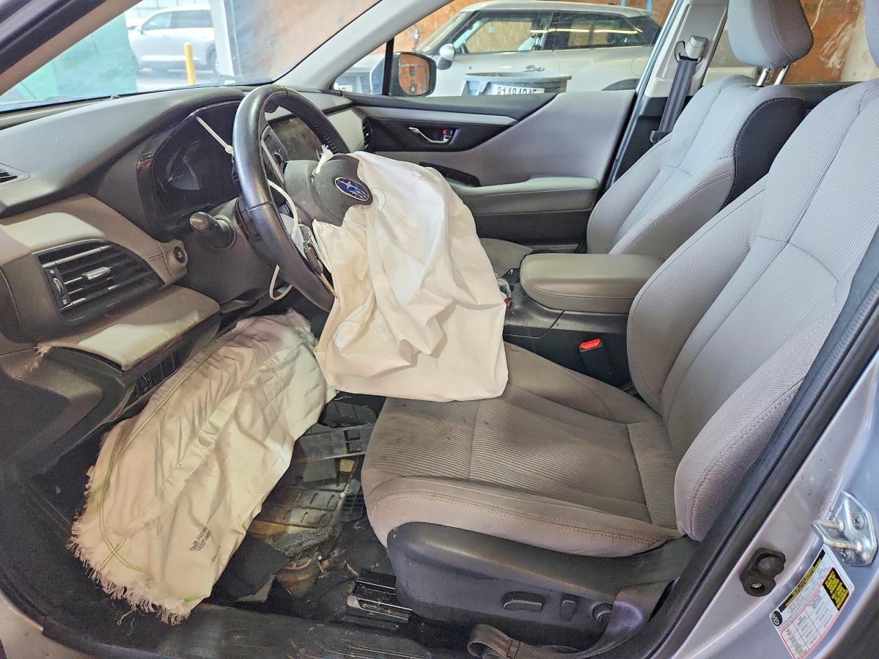 Subaru Legacy Premium