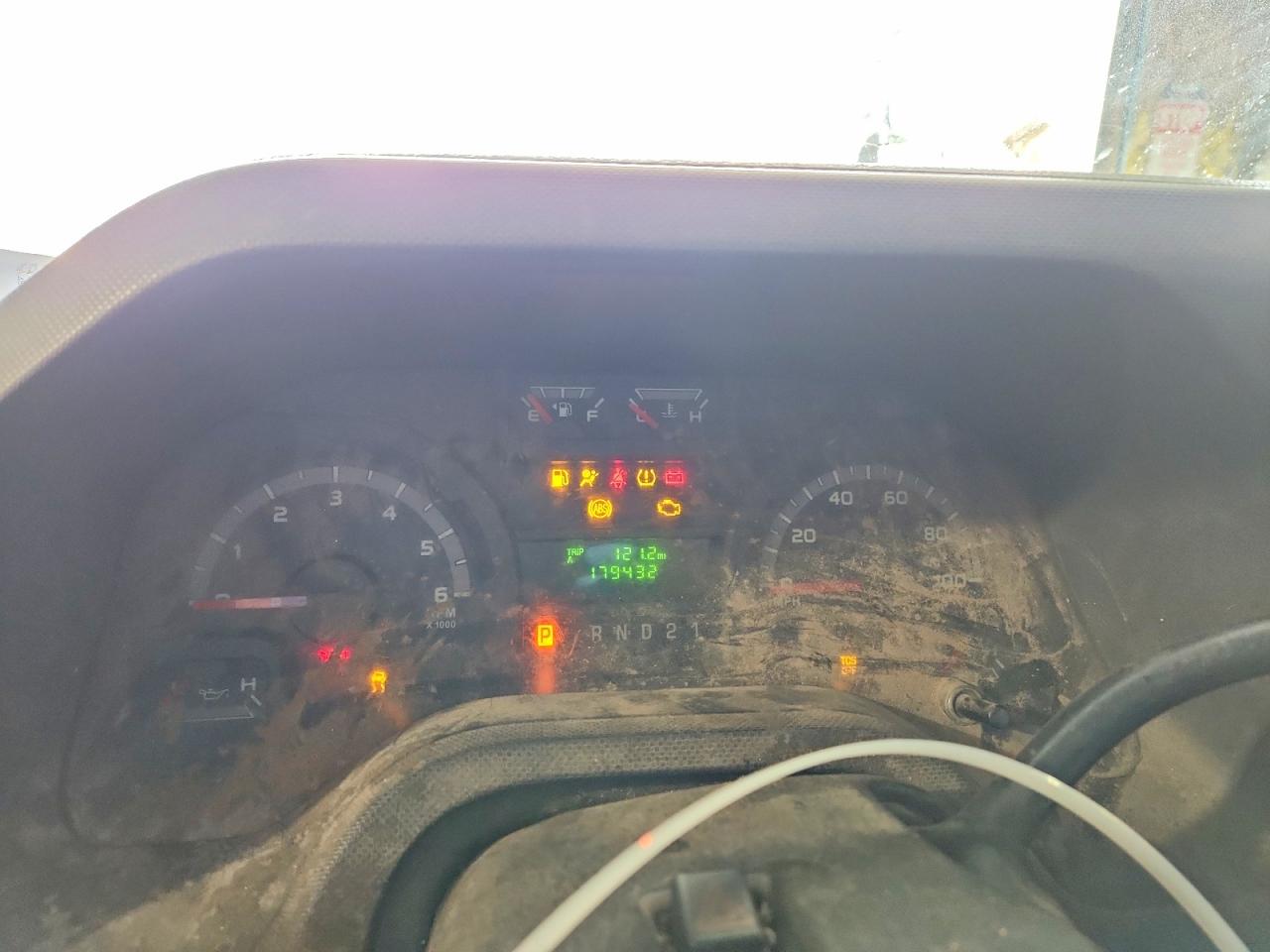 Ford Econoline E250 Van