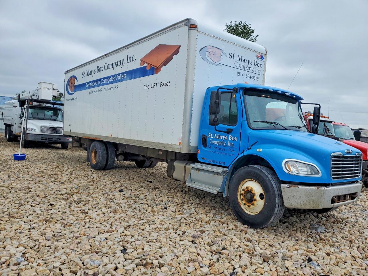 Salvage Freightliner M2 Image