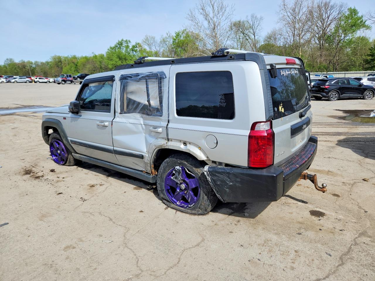 Jeep Commander