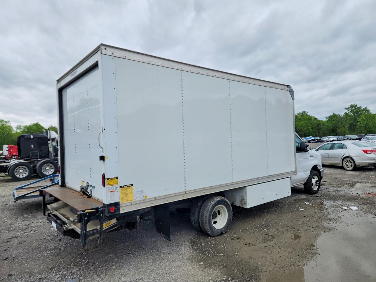 Ford E-450
