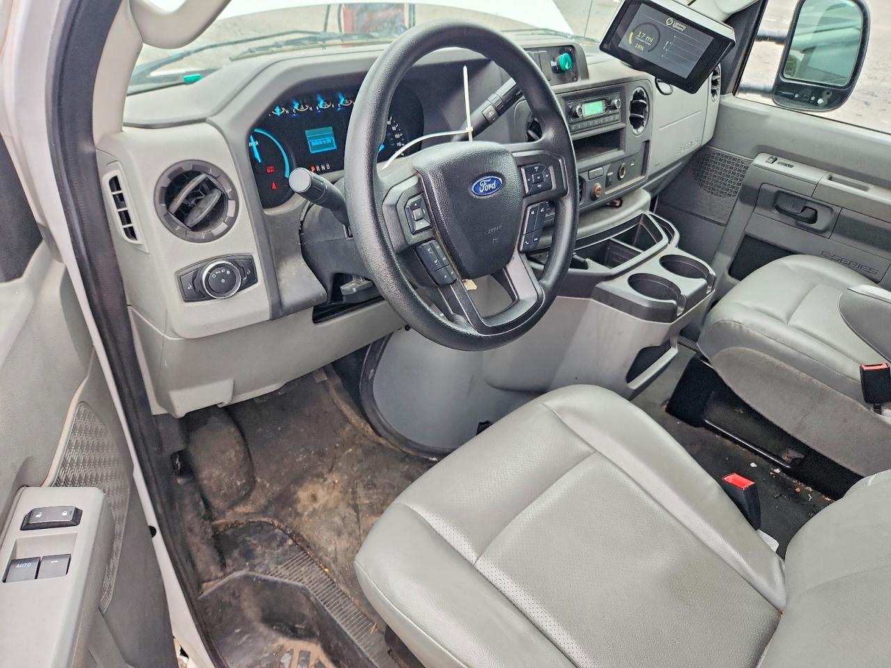 Ford E-450