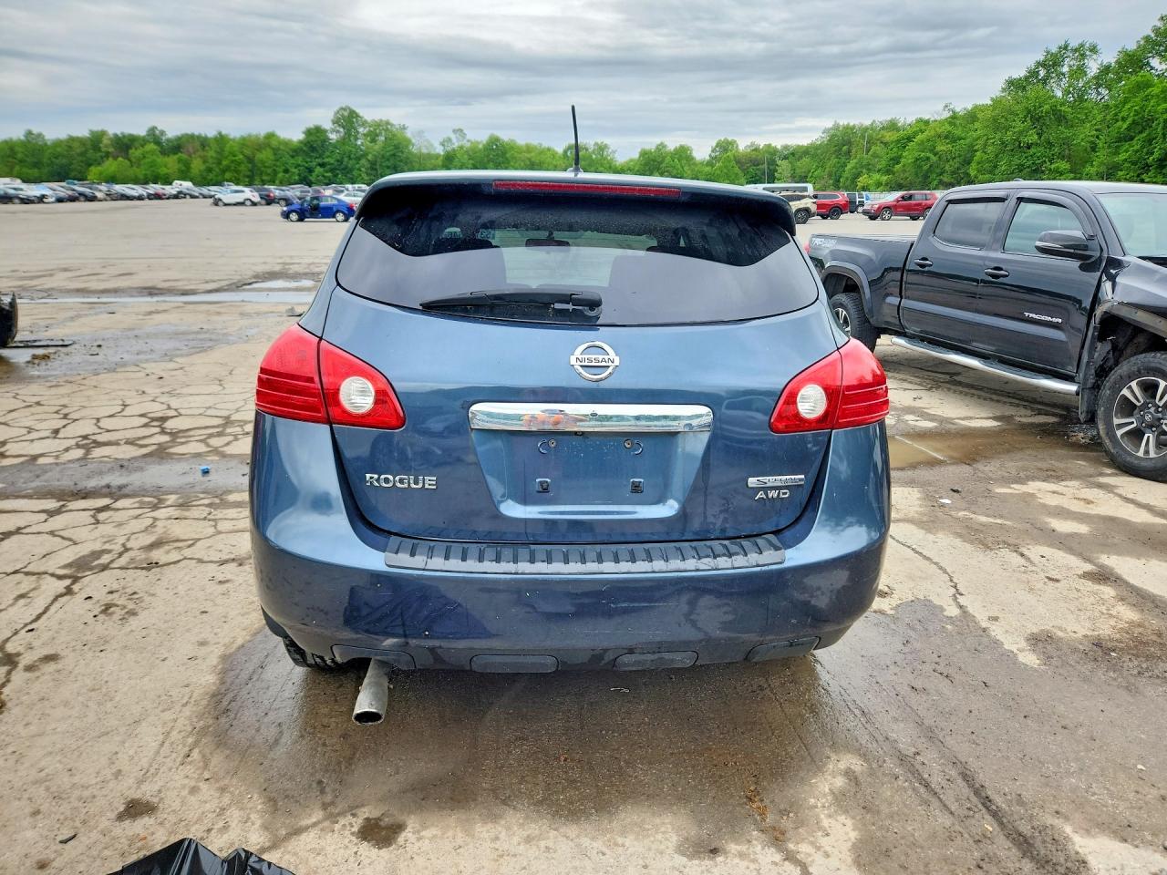 Nissan Rogue S