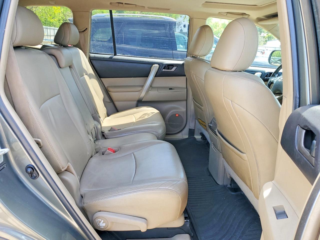 Toyota Highlander Se