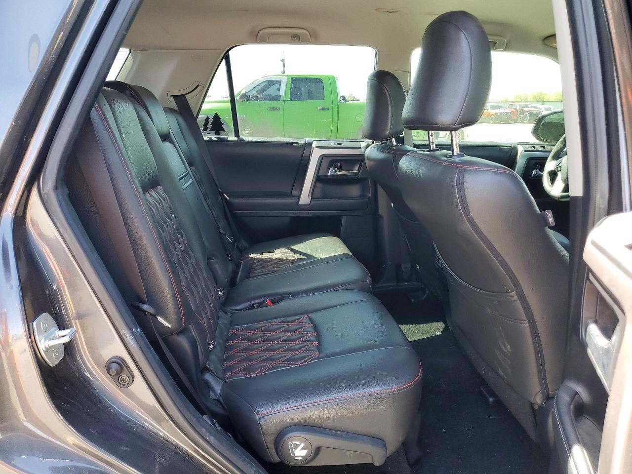 Toyota 4Runner Sr5