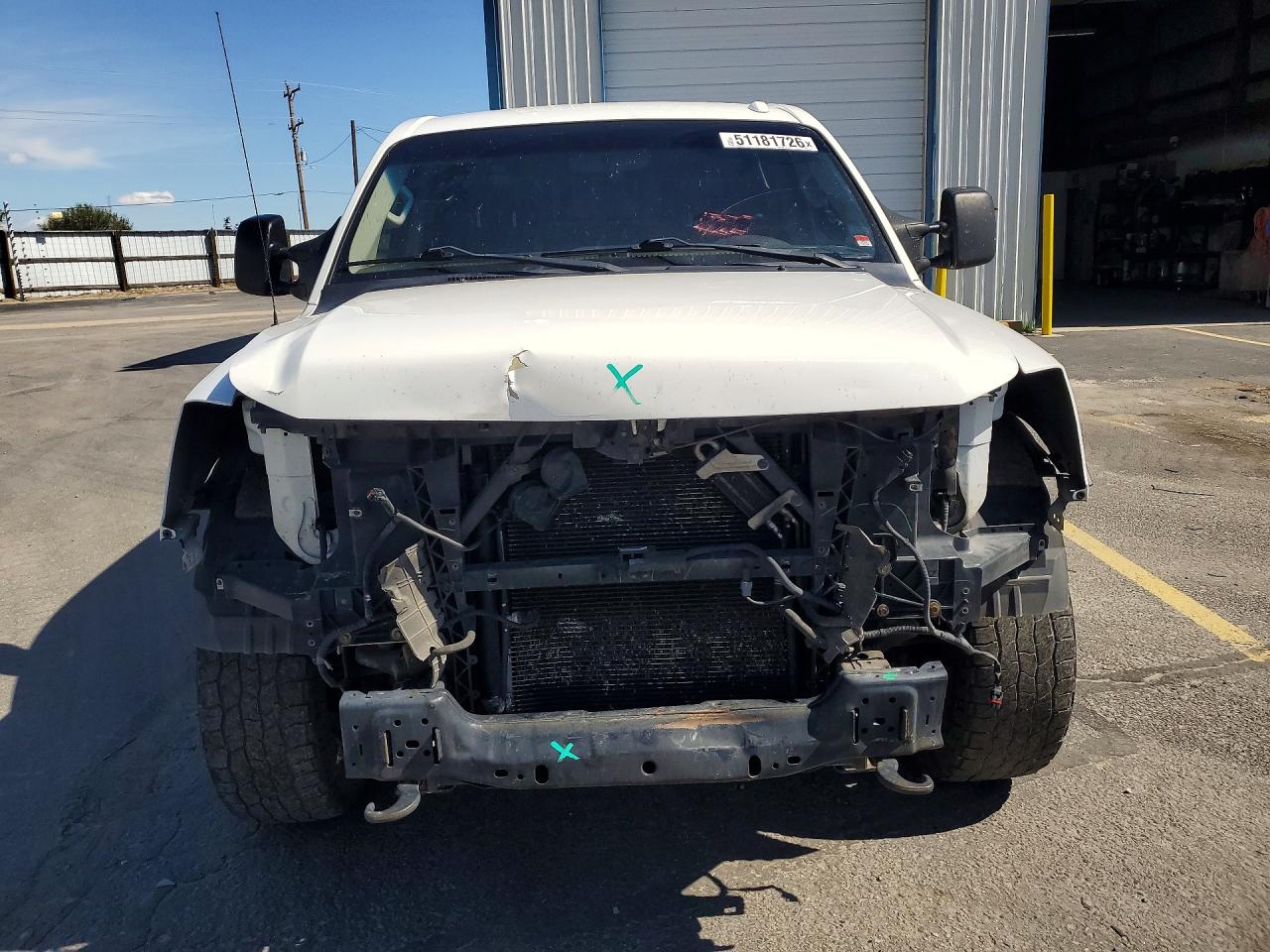 Nissan Titan Sv