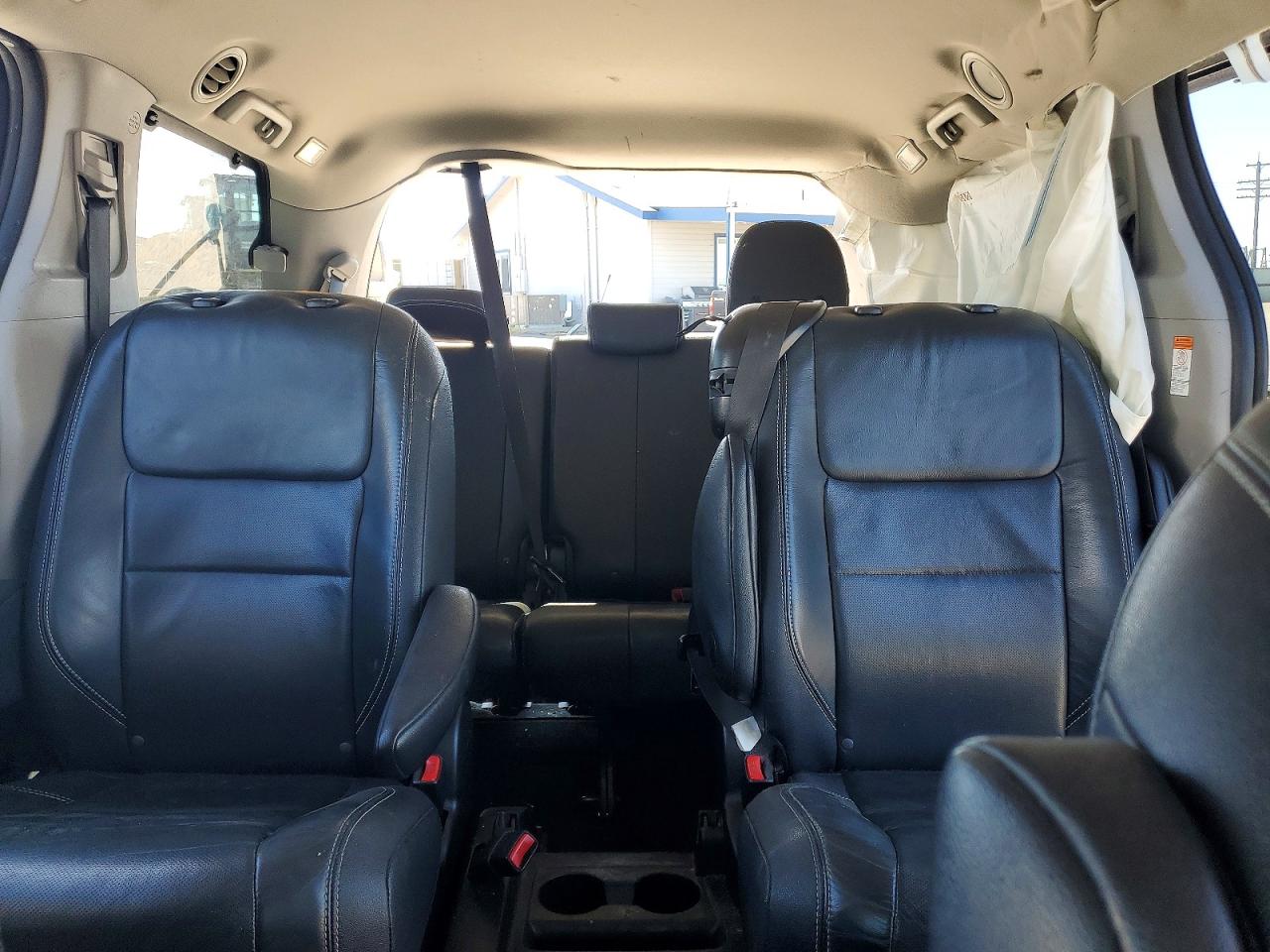 Toyota Sienna Sport