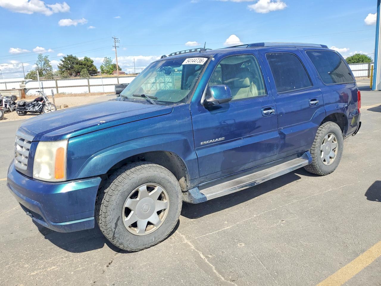 Salvage Cadillac Escalade Image