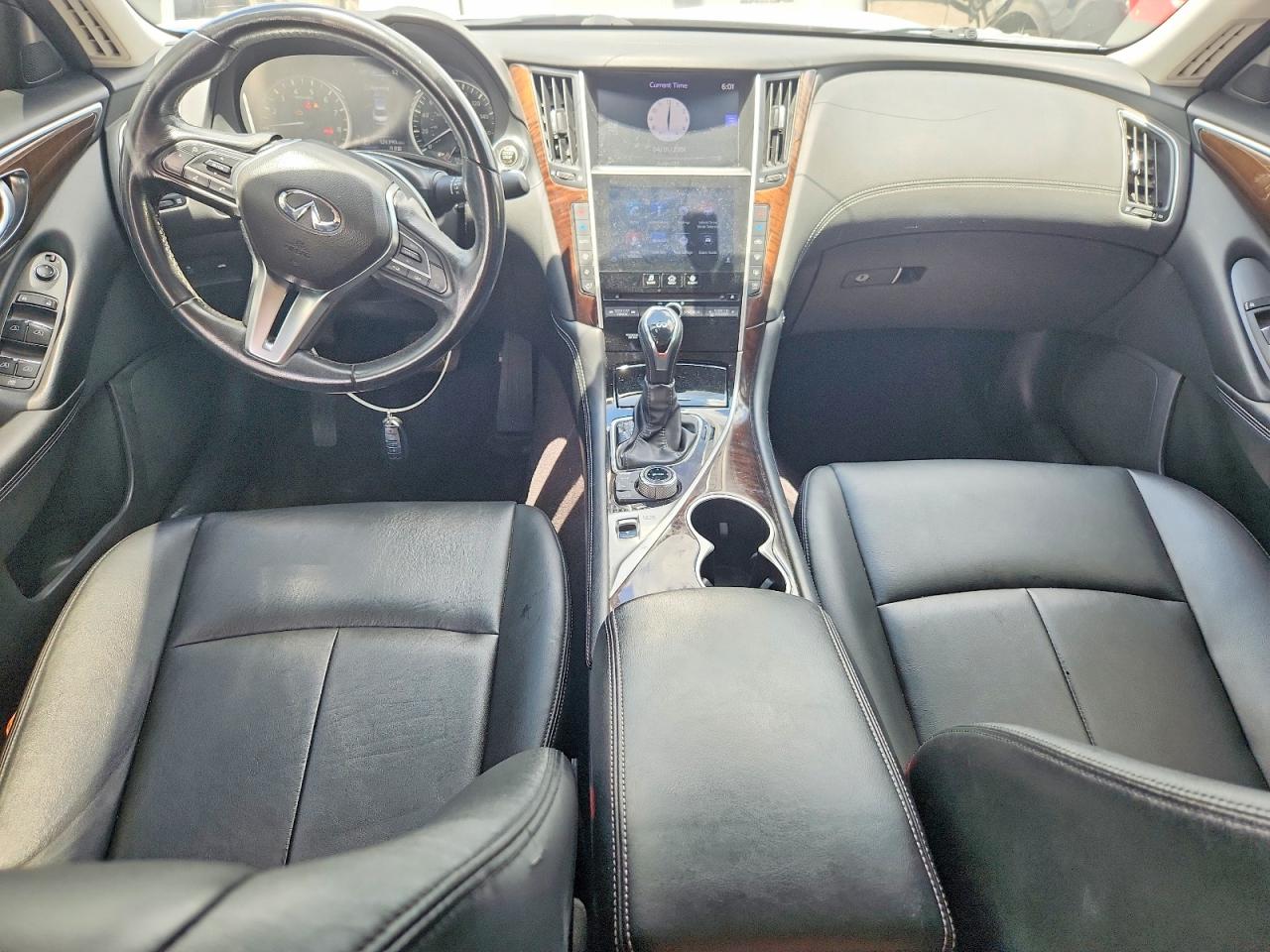INFINITI Q50 3.0t L 3.0t Luxe
