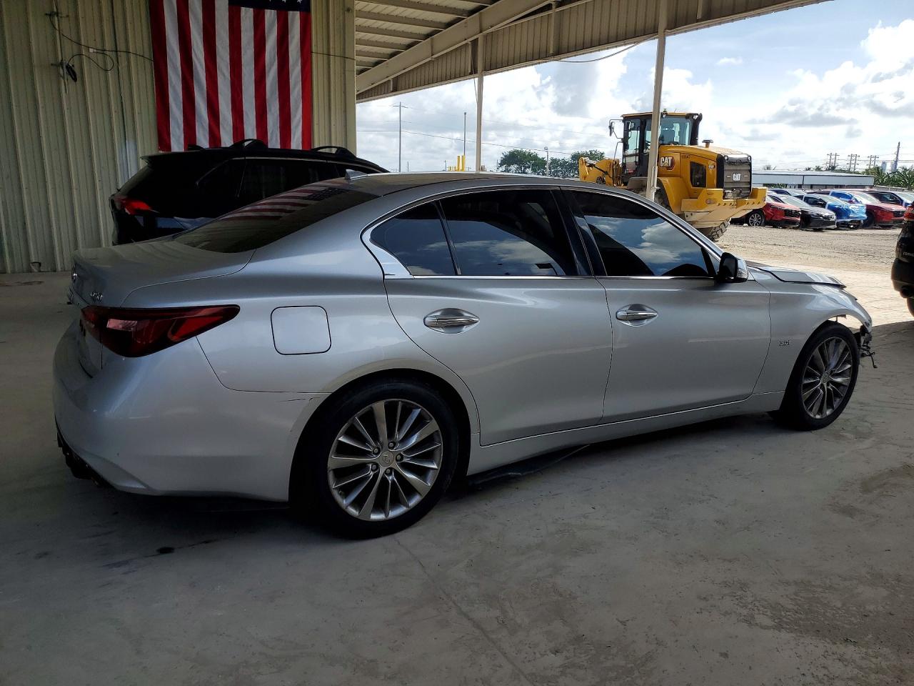 INFINITI Q50 3.0t L 3.0t Luxe