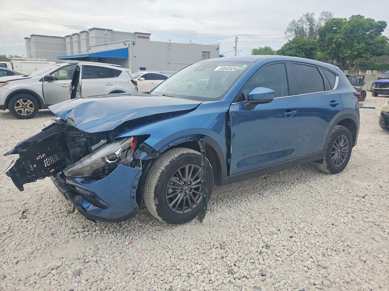 Salvage Mazda Cx Image