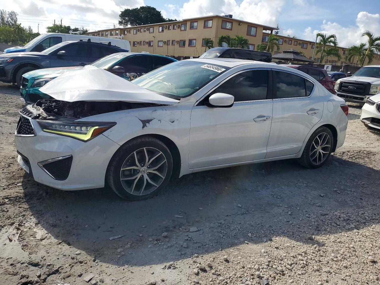 Salvage Acura ILX Image