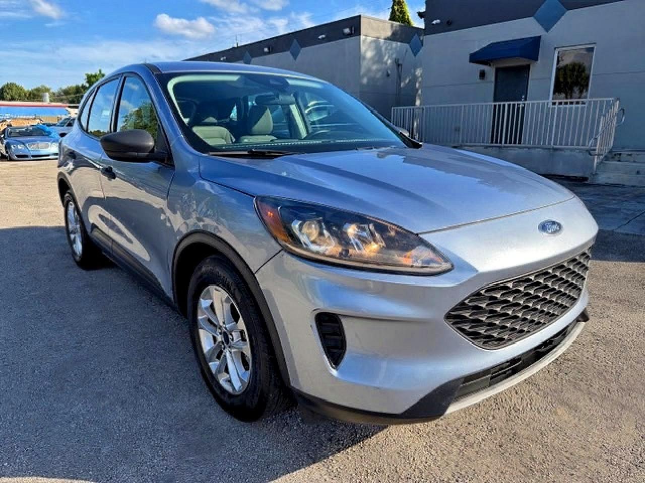 Ford Escape S
