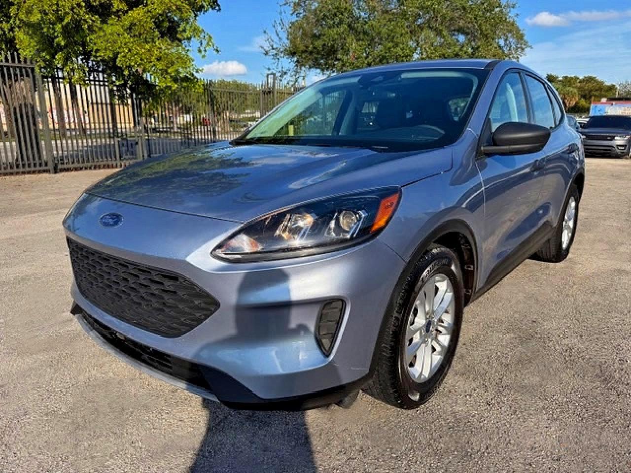 Salvage Ford Escape Image