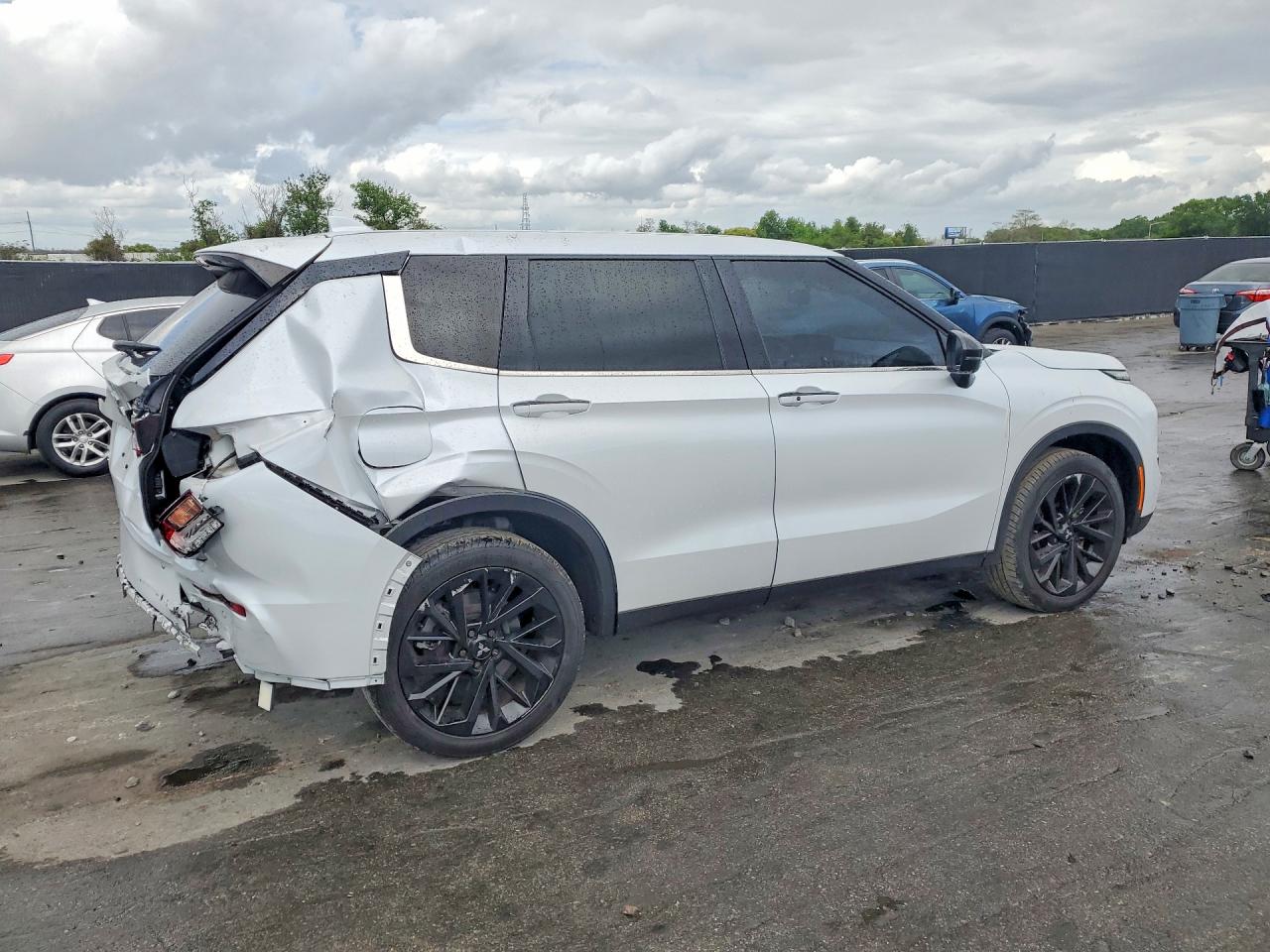 Mitsubishi Outlander Se