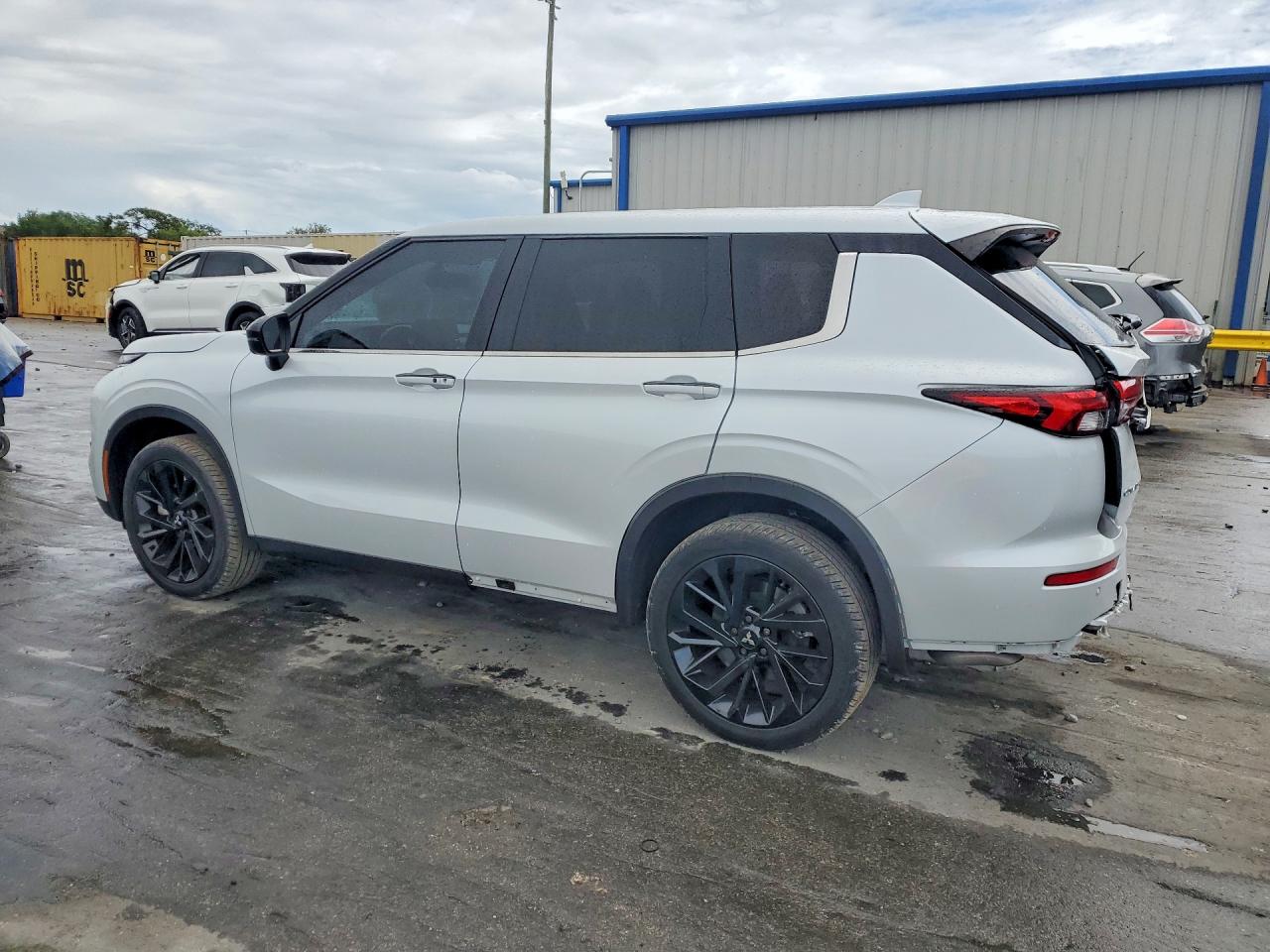 Mitsubishi Outlander Se