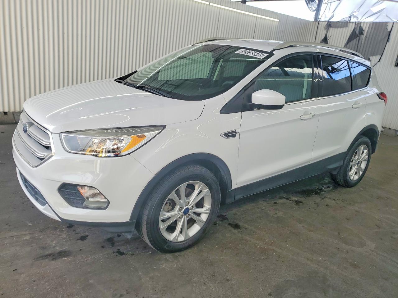 Salvage Ford Escape Image