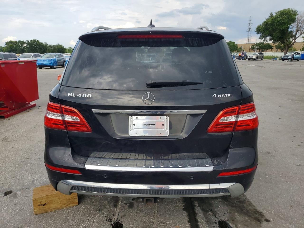 Mercedes-Benz M-Class 400 4matic