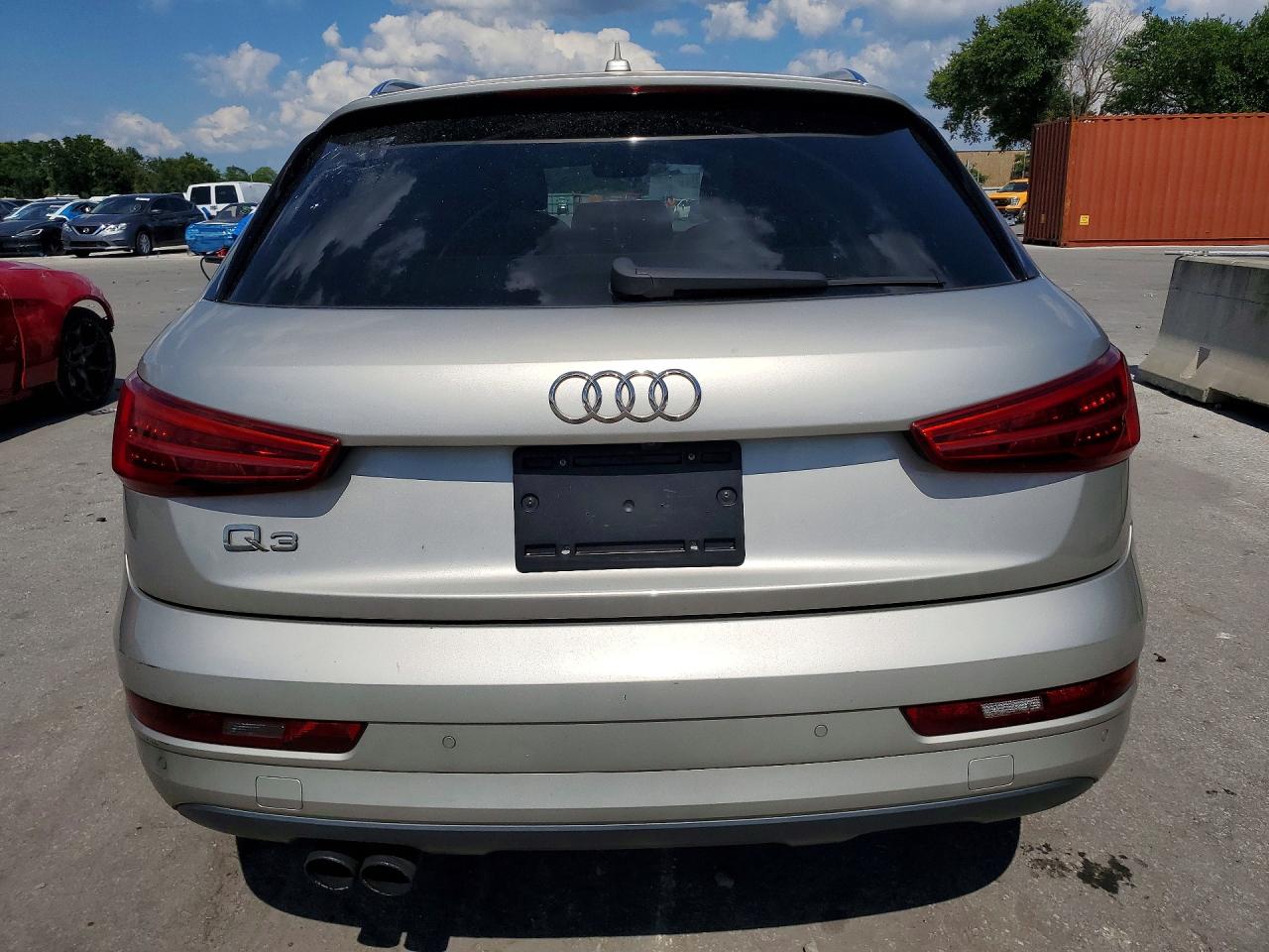 Audi Q3 Premium Plus