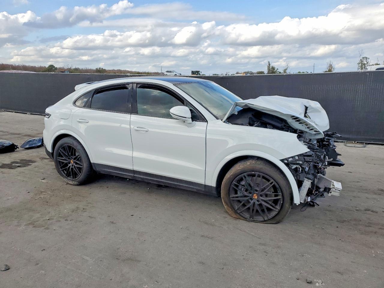 Porsche Cayenne Coupe