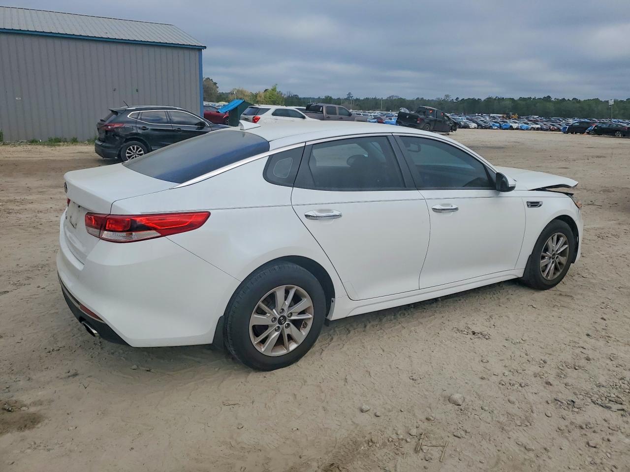 Kia Optima Lx