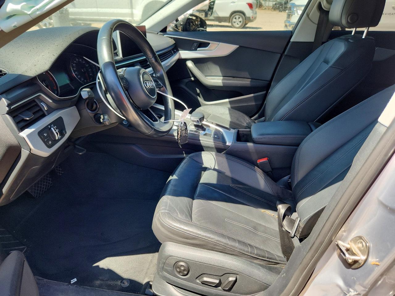 Audi A4 Premium