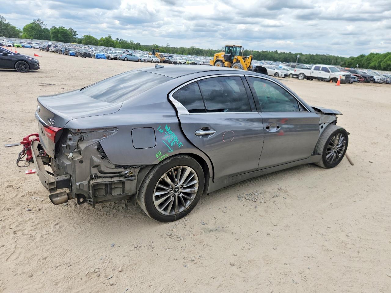 INFINITI Q50 3.0t Luxe