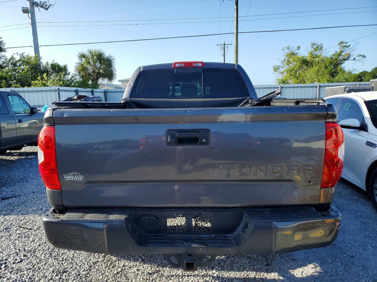 Toyota Tundra Sr5
