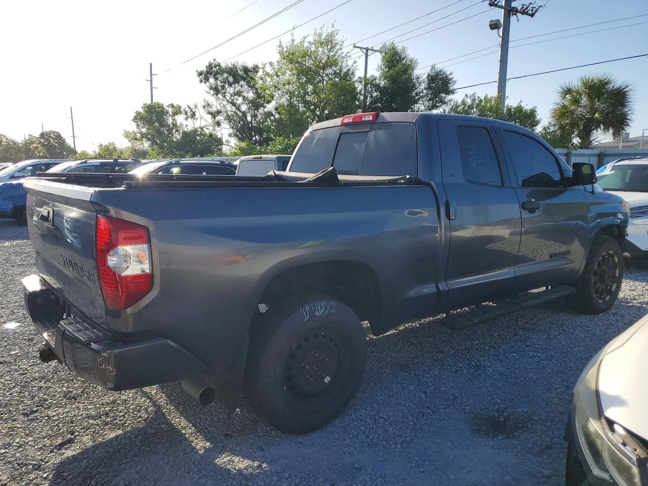 Toyota Tundra Sr5