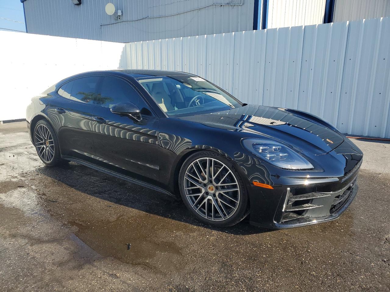 Porsche Panamera Base