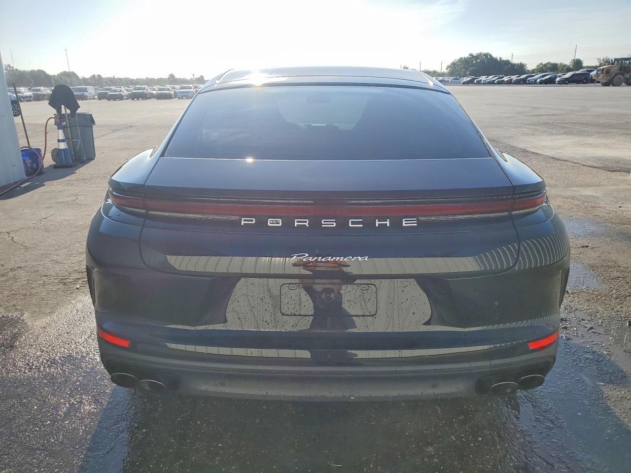 Porsche Panamera Base